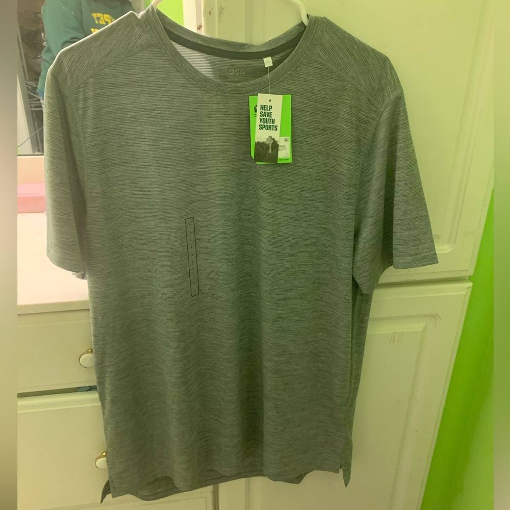 DSG New W/ Tags Men’s Workout Shirt